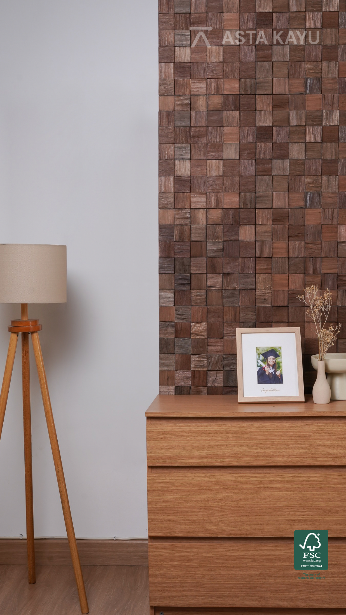 Merapi 3D Holz Wandpaneele – FSC® Meranti Würfel Mosaik Wandverkleidung – Dunkelbraune Naturholz Wanddekoration – 8 Paneele (1,04 m²) – 360 × 360 mm